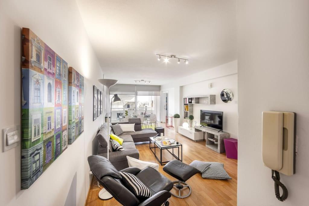 Luxurious Bright & Stylish 2Br With Office In Nicosia Apartment Ngoại thất bức ảnh
